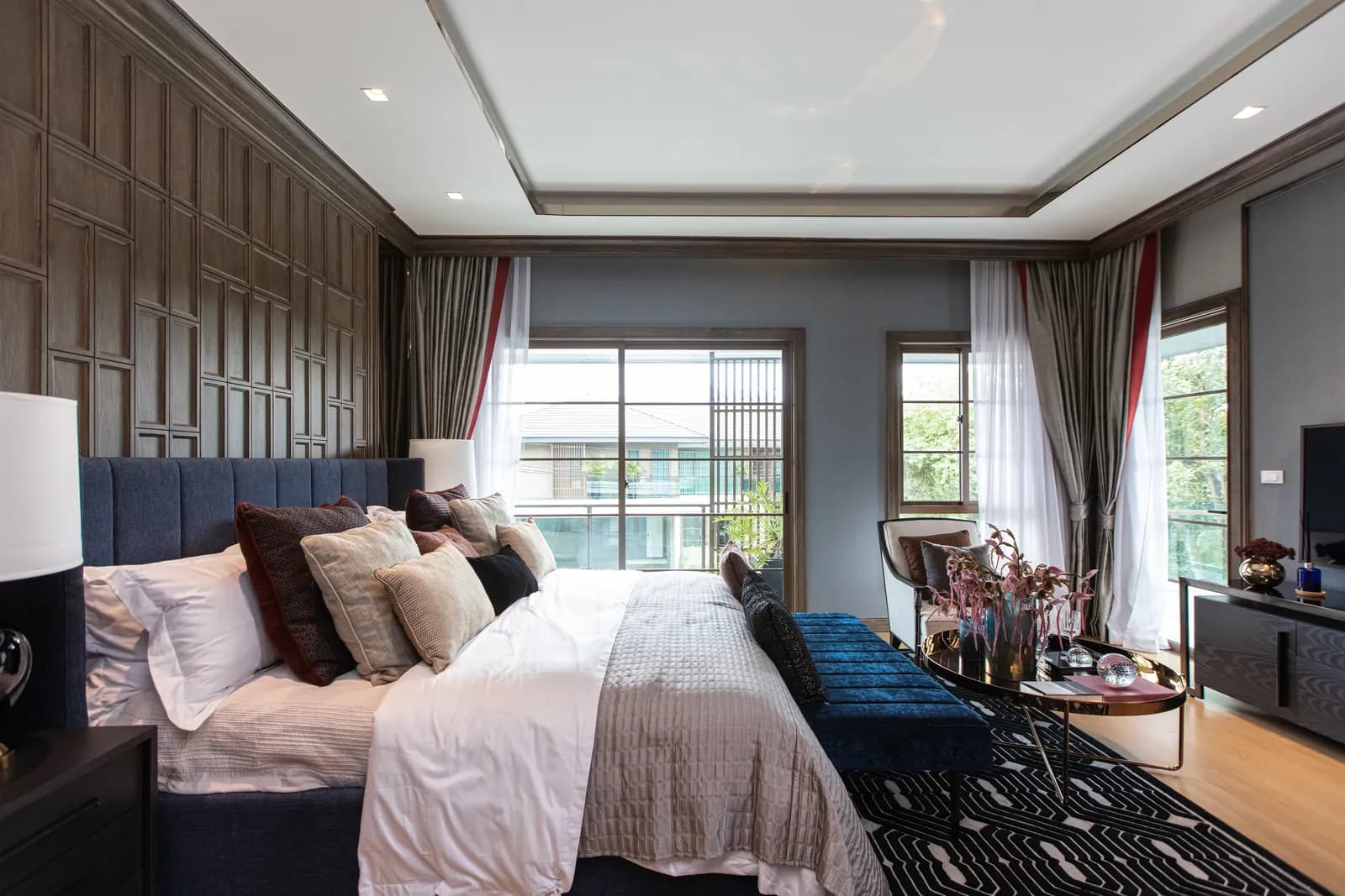 เศรษฐสิริ พหลโยธิน–วัชรพล — 37