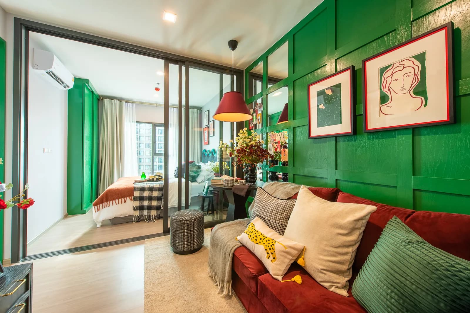 THE BASE เพชรบุรี–ทองหล่อ — 2